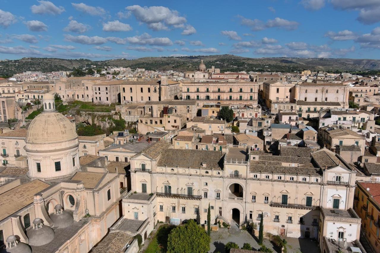 Palazzo Trigona Dependance Hotel Noto Buitenkant foto