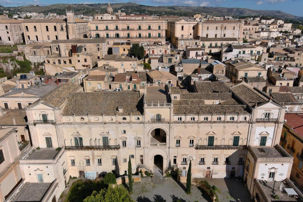 Palazzo Trigona Dependance Hotel Noto Buitenkant foto
