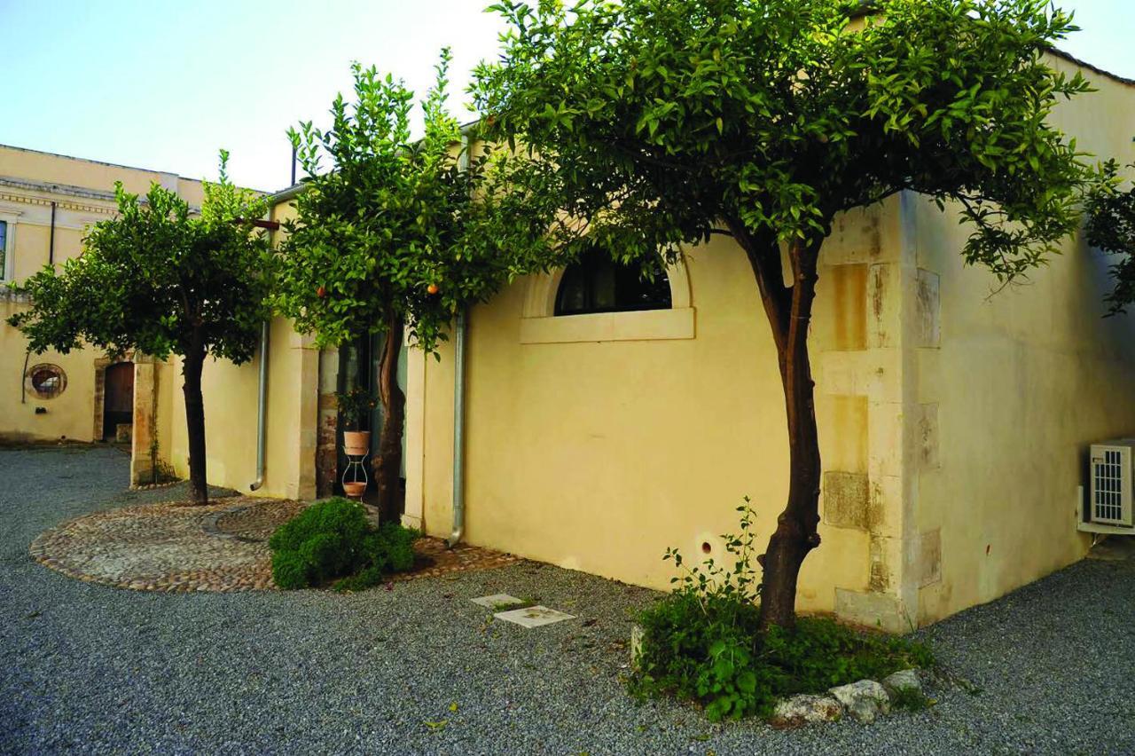 Palazzo Trigona Dependance Hotel Noto Buitenkant foto